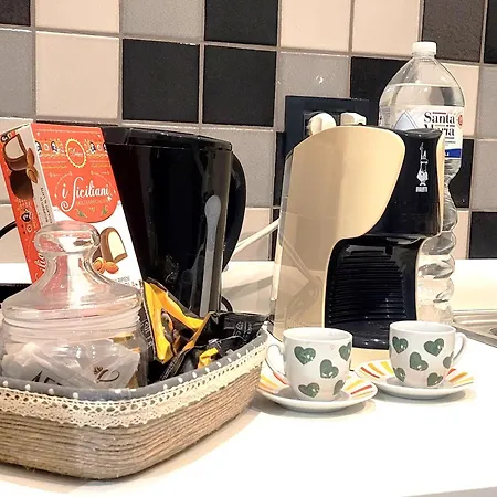 Casa Mandorlo A Mondello